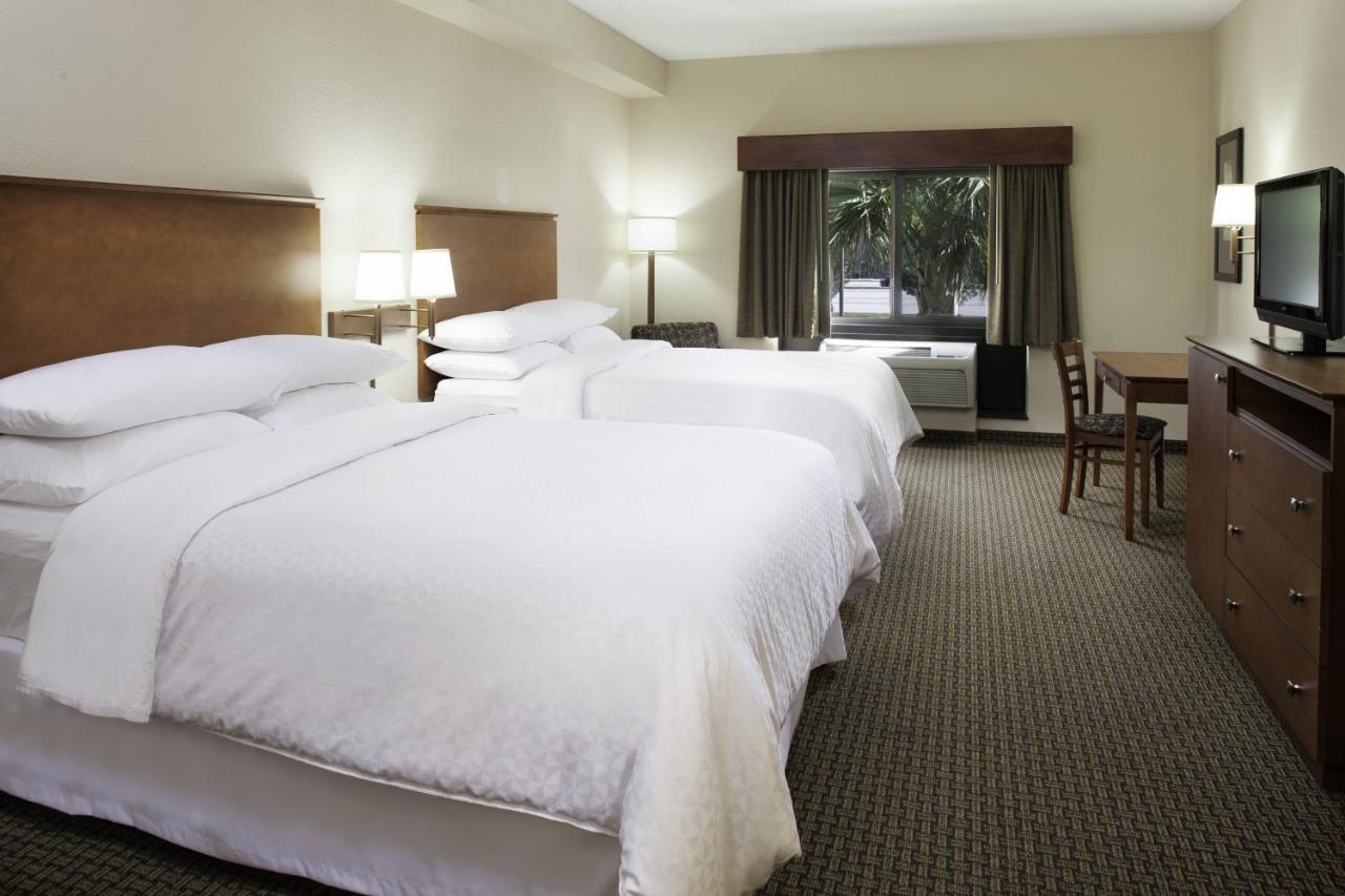 Four Points By Sheraton Fort Myers Airport المظهر الخارجي الصورة